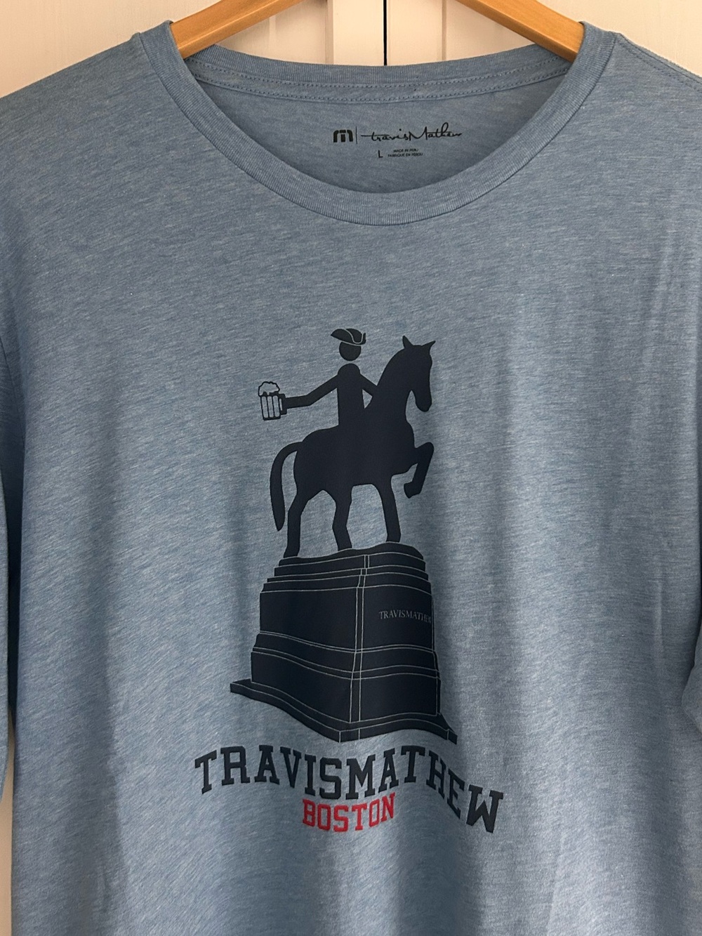 Travis Mathew Men’s Size L Short Sleeve Crew Neck Graphic Tee